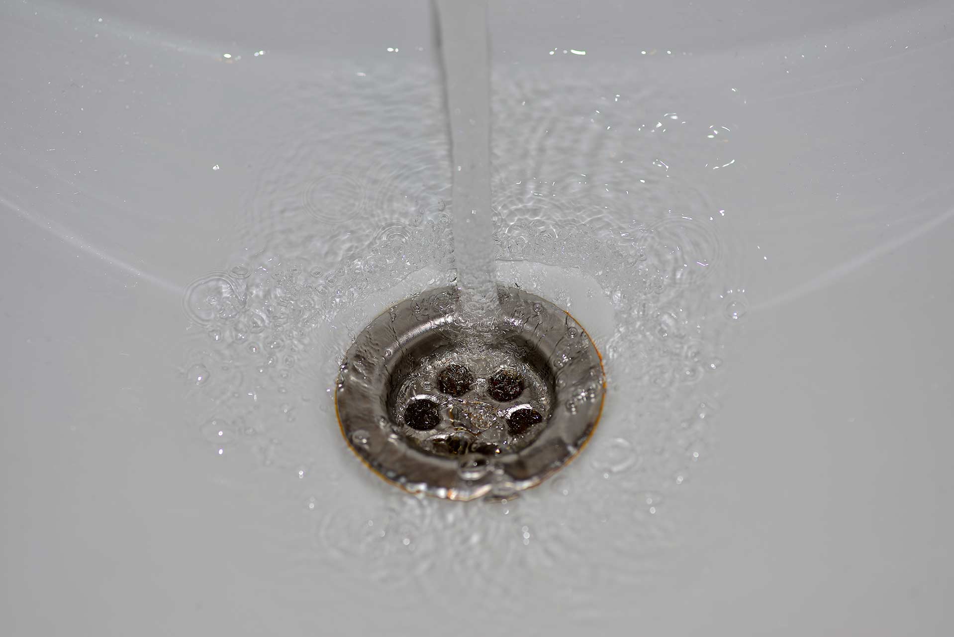 A2B Drains provides services to unblock blocked sinks and drains for properties in Biggin Hill.